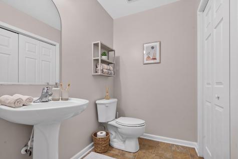 8960 Buck Run Court North Charleston SC 29406
