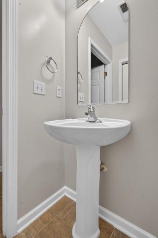 8960 Buck Run Court North Charleston SC 29406