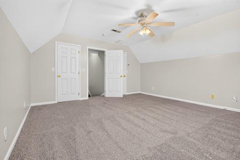 8960 Buck Run Court North Charleston SC 29406