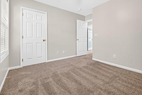 8960 Buck Run Court North Charleston SC 29406