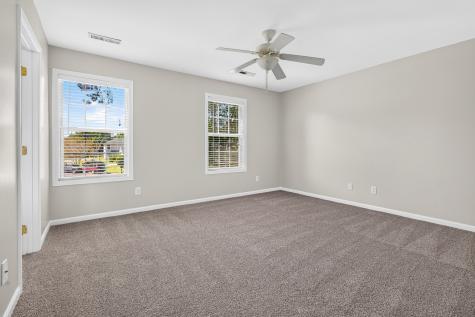 8960 Buck Run Court North Charleston SC 29406