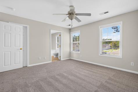 8960 Buck Run Court North Charleston SC 29406