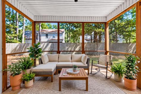 8960 Buck Run Court North Charleston SC 29406