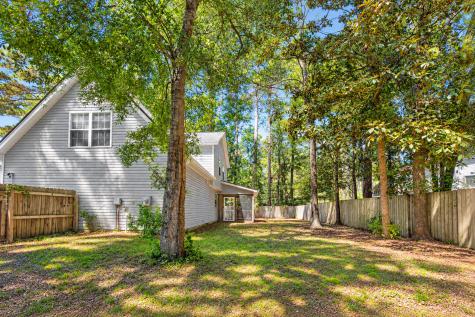 8960 Buck Run Court North Charleston SC 29406