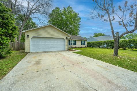 129 Mohican Circle Summerville SC 29483