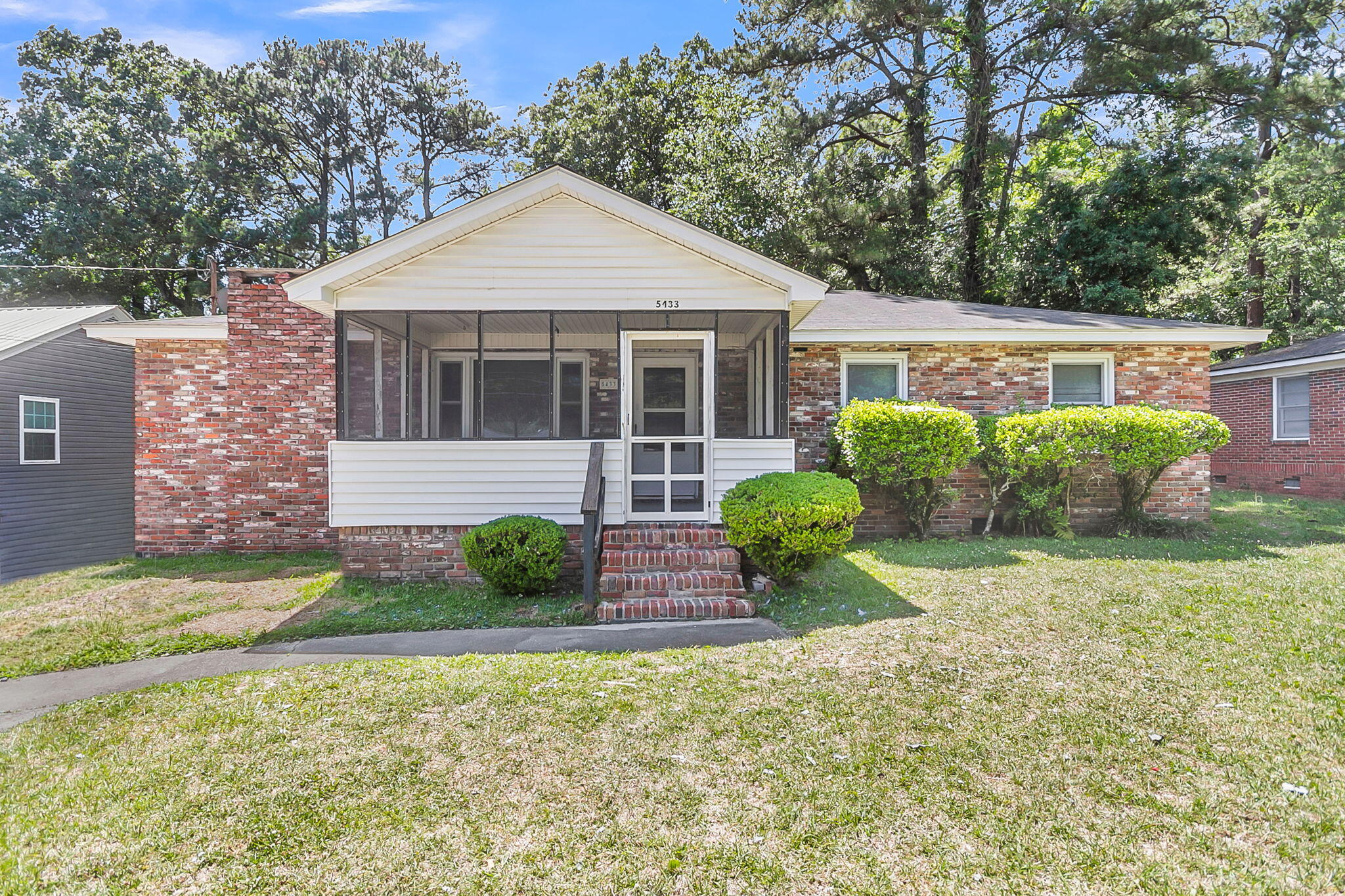 5433 Pennsylvania Avenue North Charleston SC 29406