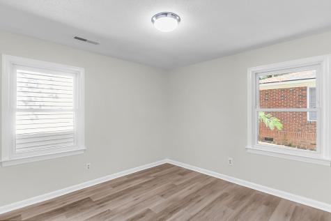 5433 Pennsylvania Avenue North Charleston SC 29406