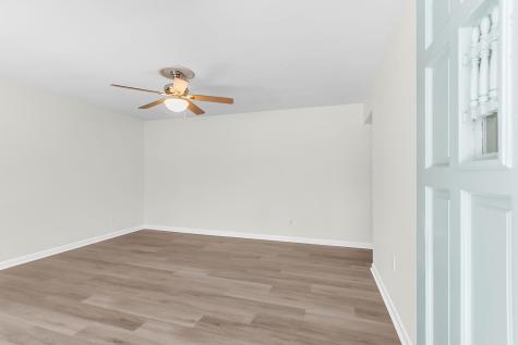 5433 Pennsylvania Avenue North Charleston SC 29406