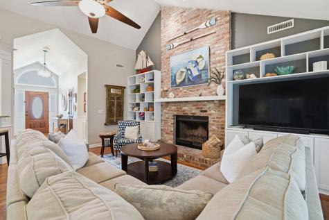 1098 Blue Marlin Drive Charleston SC 29412