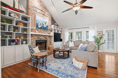 1098 Blue Marlin Drive Charleston SC 29412