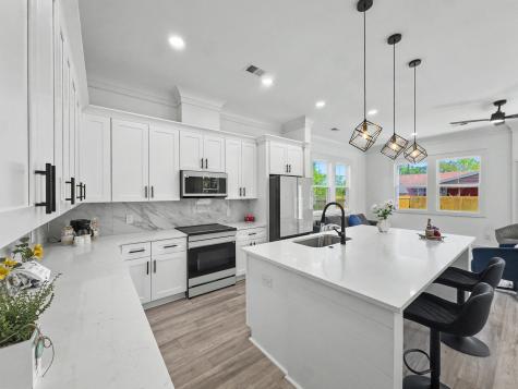1985 Delaware Avenue North Charleston SC 29405
