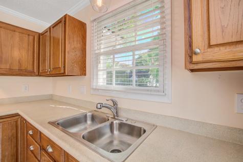 2417 Hansard Drive North Charleston SC 29406