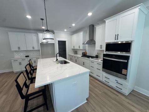 1956 Central Avenue Summerville SC 29483