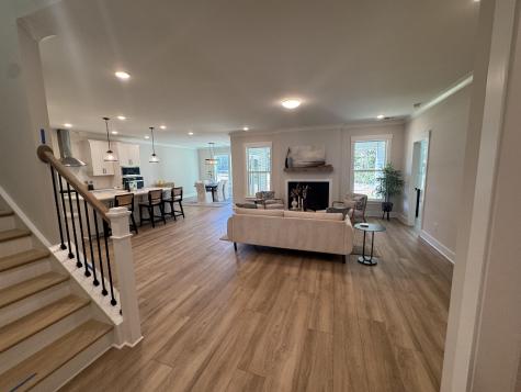 1956 Central Avenue Summerville SC 29483