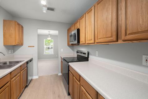 7852 Park Gate Drive North Charleston SC 29418