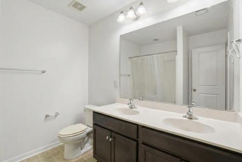 4902 W Liberty Park Circle North Charleston SC 29405