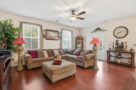 4902 W Liberty Park Circle North Charleston SC 29405