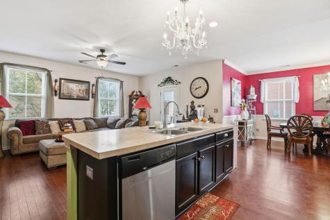 4902 W Liberty Park Circle North Charleston SC 29405