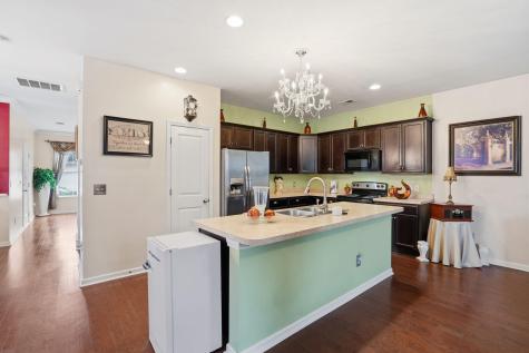 4902 W Liberty Park Circle North Charleston SC 29405