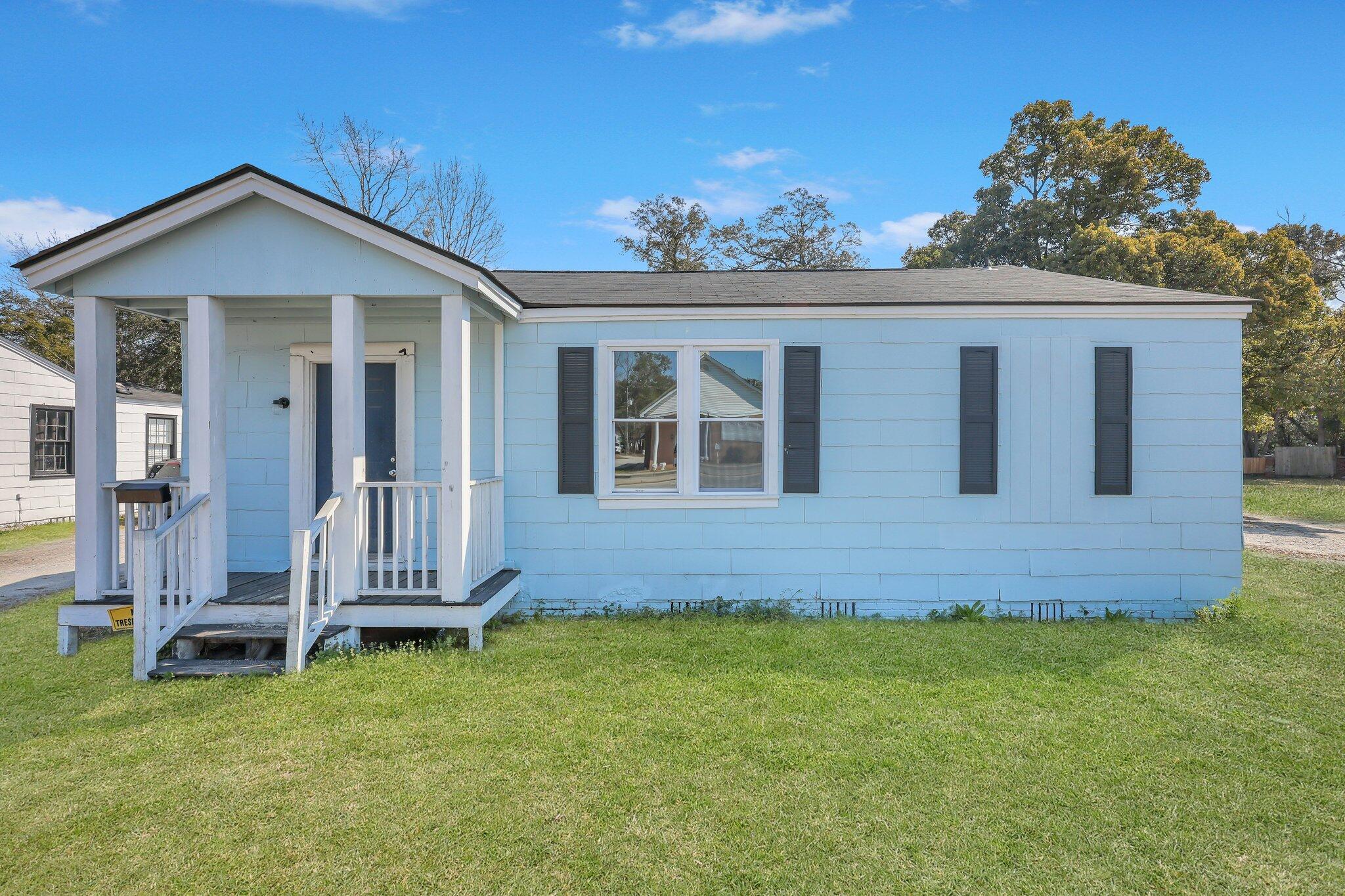 2125 Cosgrove Avenue North Charleston SC 29405