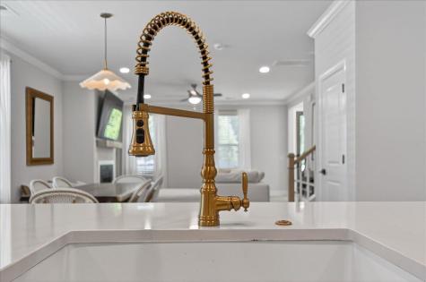 1205 Crooked Oak Road Charleston SC 29492