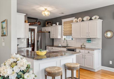 221 White Gables Drive Summerville SC 29483