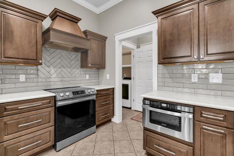 121 Thousand Oaks Court Summerville SC 29485