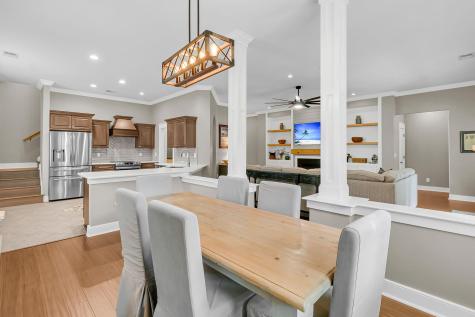 121 Thousand Oaks Court Summerville SC 29485