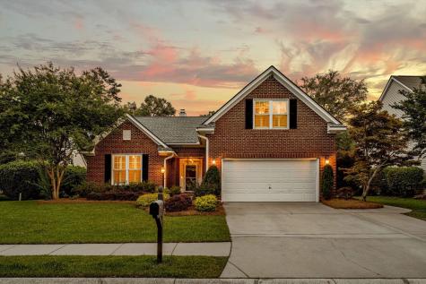 121 Thousand Oaks Court Summerville SC 29485