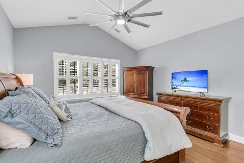 121 Thousand Oaks Court Summerville SC 29485