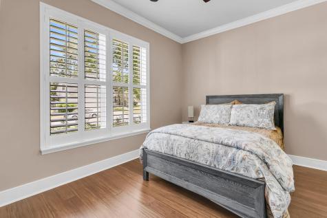 121 Thousand Oaks Court Summerville SC 29485