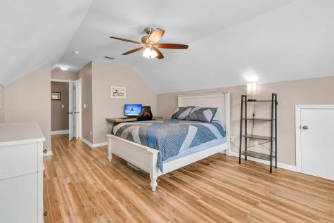 121 Thousand Oaks Court Summerville SC 29485