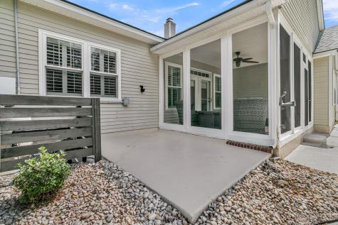 121 Thousand Oaks Court Summerville SC 29485