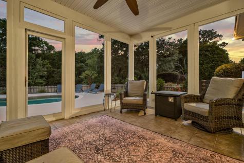 121 Thousand Oaks Court Summerville SC 29485