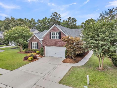 121 Thousand Oaks Court Summerville SC 29485