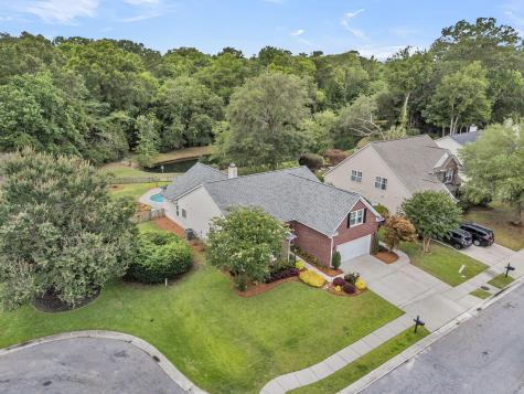 121 Thousand Oaks Court Summerville SC 29485