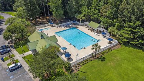121 Thousand Oaks Court Summerville SC 29485
