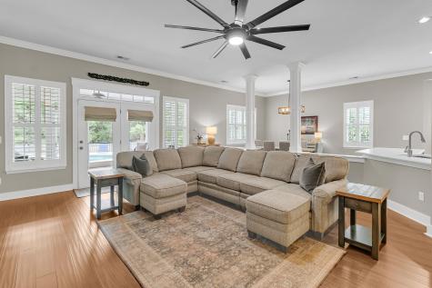 121 Thousand Oaks Court Summerville SC 29485