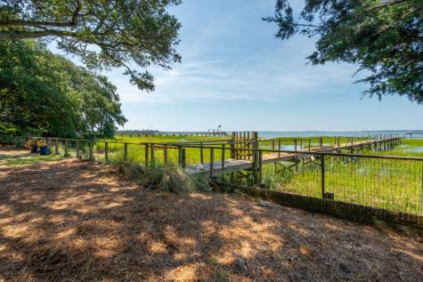 3 Pierates Cruz Mount Pleasant SC 29464