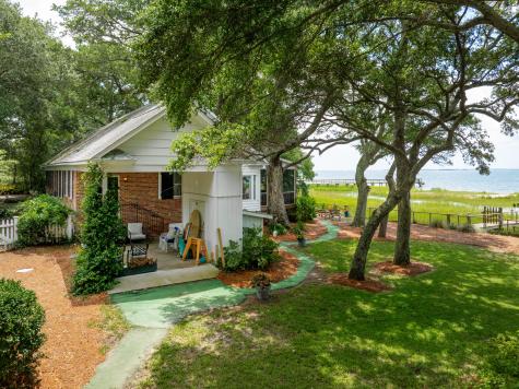 3 Pierates Cruz Mount Pleasant SC 29464