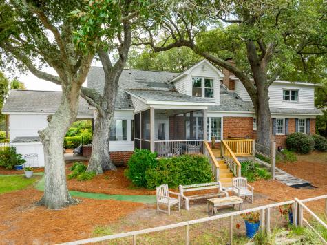 3 Pierates Cruz Mount Pleasant SC 29464