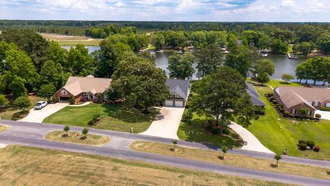 152 Plantation Drive Manning SC 29102