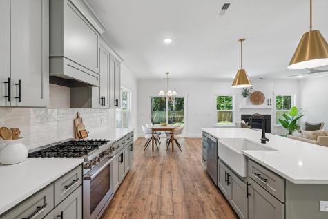 696 Eagle Street Mount Pleasant SC 29464