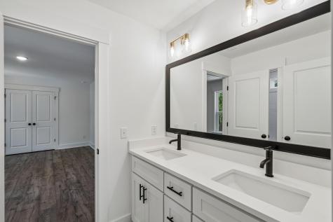 696 Eagle Street Mount Pleasant SC 29464