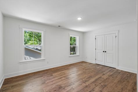 696 Eagle Street Mount Pleasant SC 29464