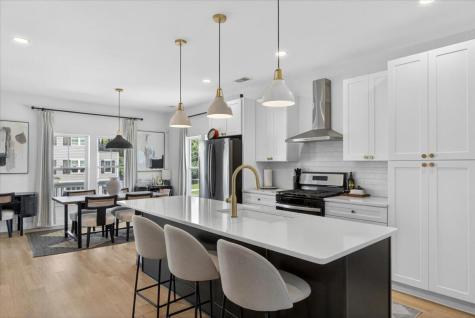 1003 Carmela Court North Charleston SC 29405
