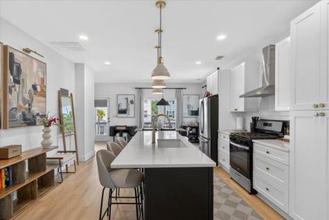 1003 Carmela Court North Charleston SC 29405