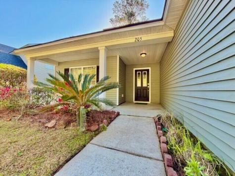 205 Breckingridge Drive Ladson SC 29456