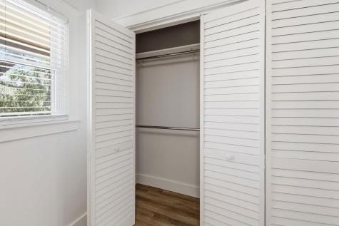 404 Saint Charles Court Charleston SC 29407