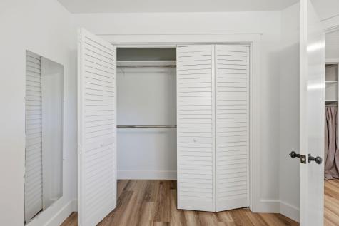 404 Saint Charles Court Charleston SC 29407